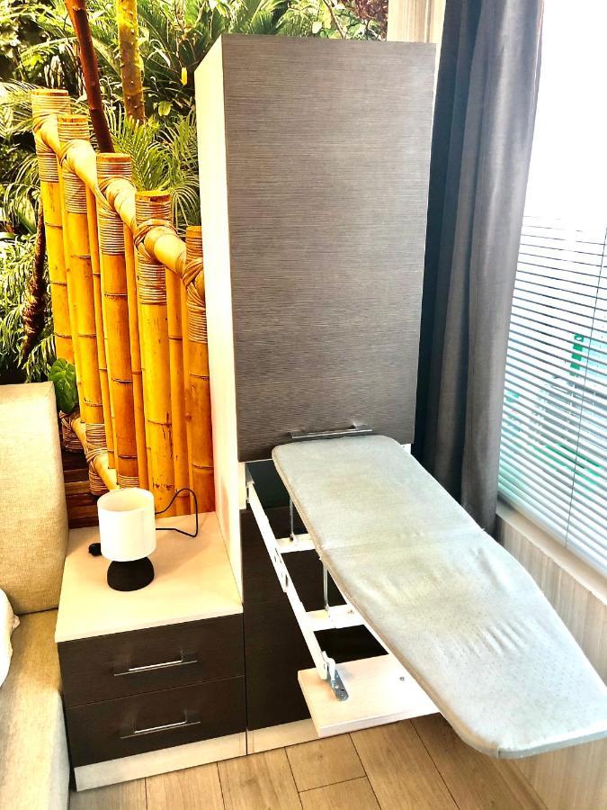 Avelov Art Apartment Бургас Екстериор снимка