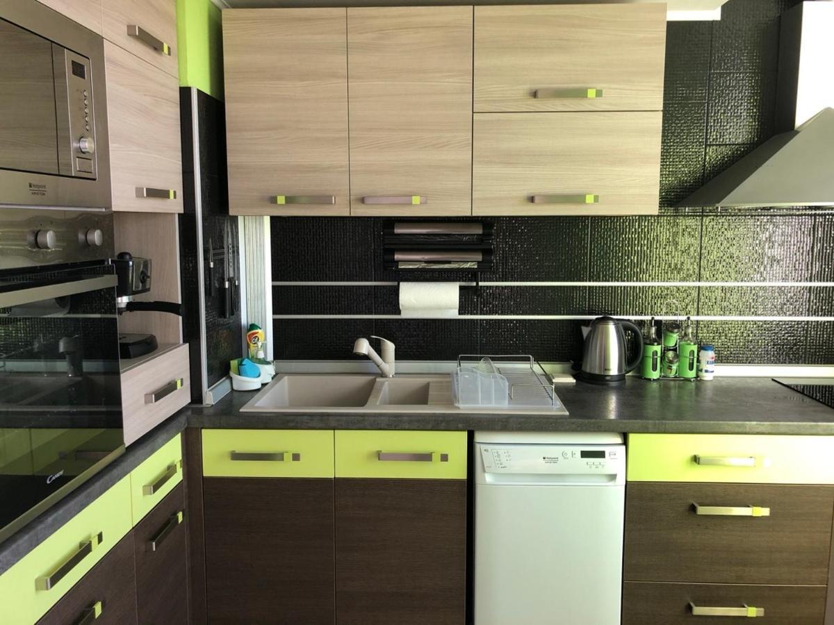 Avelov Art Apartment Бургас Екстериор снимка