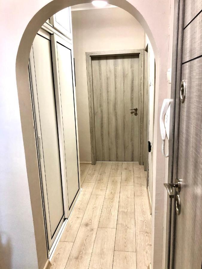 Avelov Art Apartment Бургас Екстериор снимка