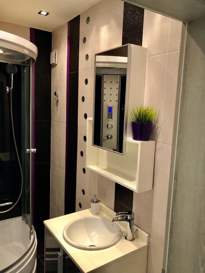 Avelov Art Apartment Бургас Екстериор снимка