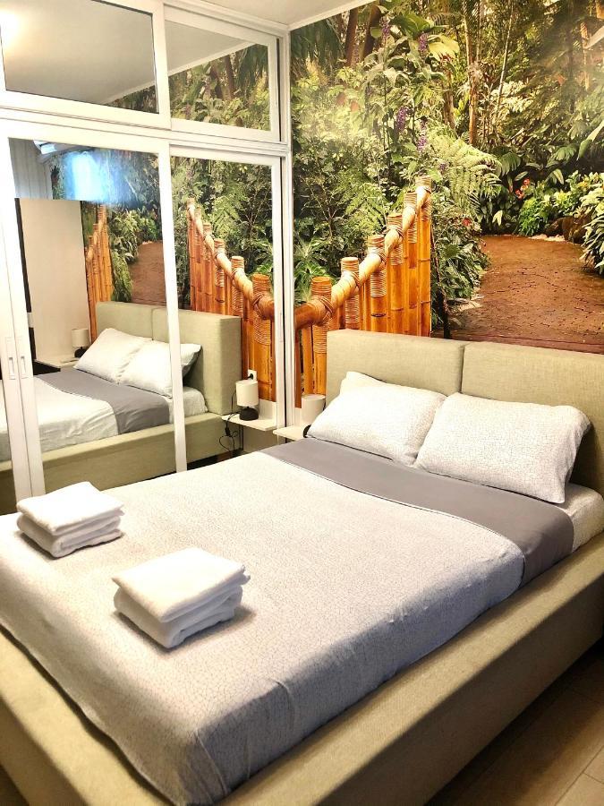Avelov Art Apartment Бургас Екстериор снимка