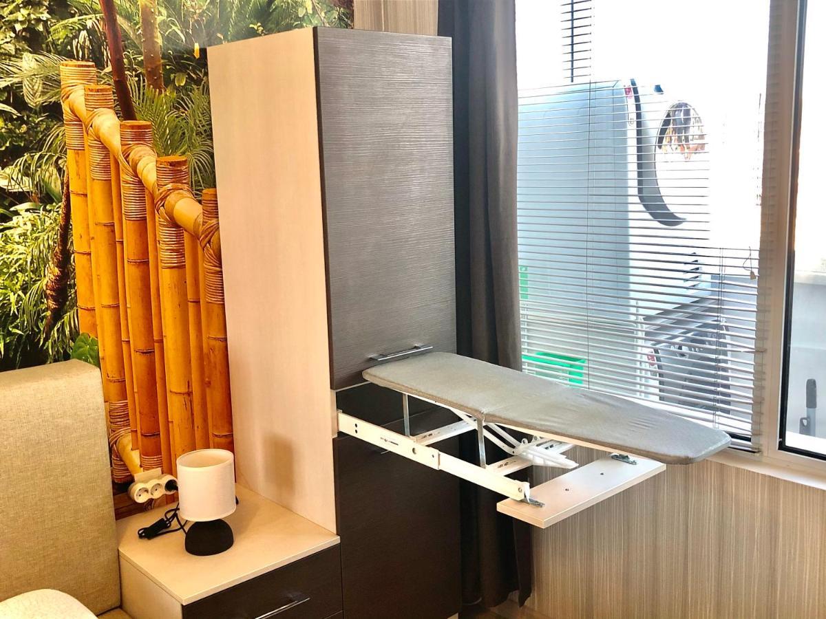 Avelov Art Apartment Бургас Екстериор снимка