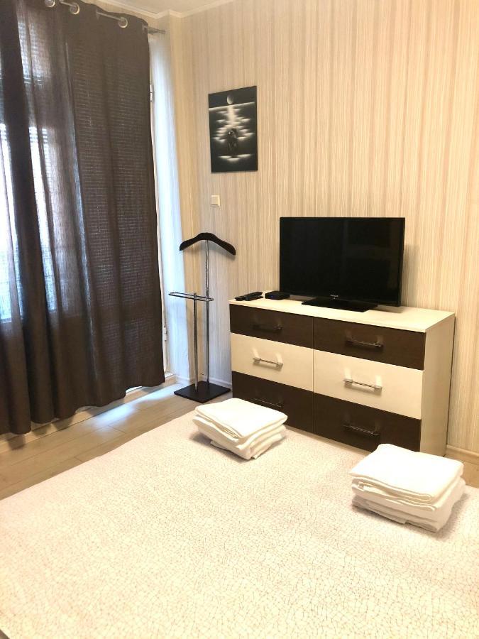 Avelov Art Apartment Бургас Екстериор снимка